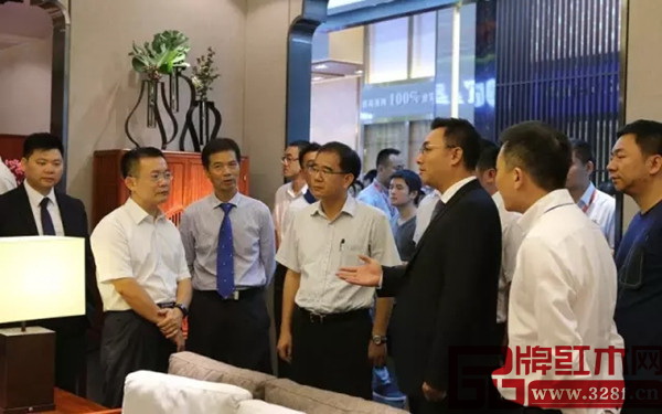 国寿红木副董事长陈淦凡 国寿红木副董事长陈淦凡